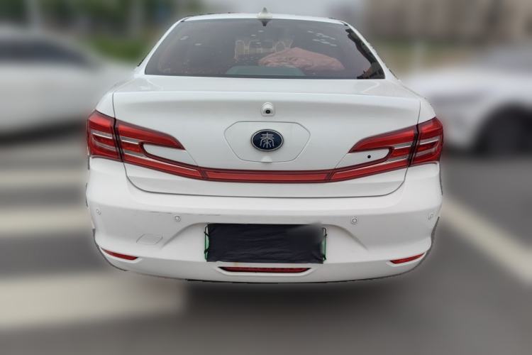 Used BYD Qin New Energy 2018 1.5T Smart Connect Elite Model Exterior 4