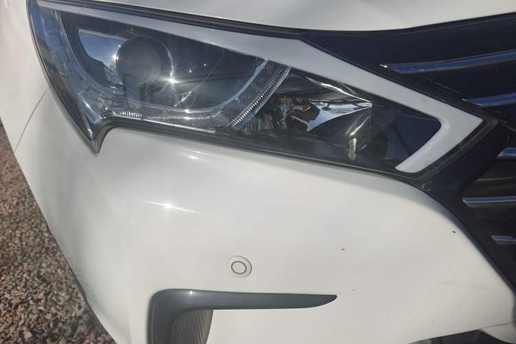 Used BYD Qin New Energy 2018 Qin EV450 Smart Connect Prestige Model Exterior 5