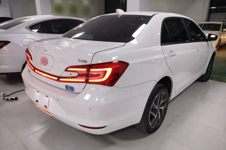 Used BYD Qin New Energy 2018 Qin EV450 Smart Connect Prestige Model Exterior 5