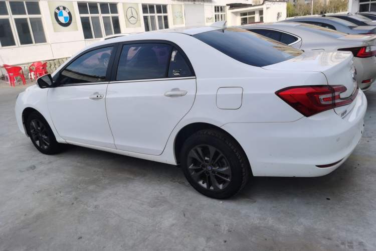 Used BYD Qin New Energy 2018 1.5T Smart Connect Premium Model Exterior 5