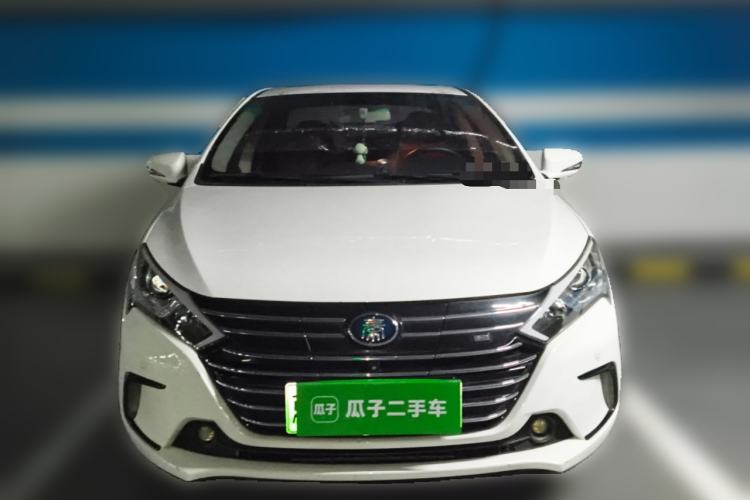 Used BYD Qin New Energy 2018 Qin EV450 Smart Connect Prestige Model Front