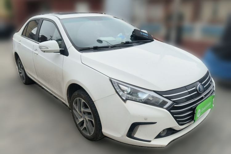 Used BYD Qin New Energy 2018 Qin EV450 Smart Connect Prestige Model Front Right 45 Deg