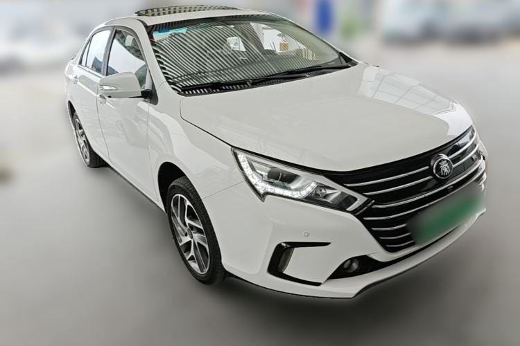 Used BYD Qin New Energy 2018 Qin EV450 Smart Connect Prestige Model Front Right 45 Deg