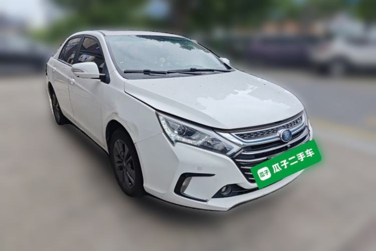 Used BYD Qin New Energy 2018 1.5T Smart Connect Premium Model Front Right 45 Deg