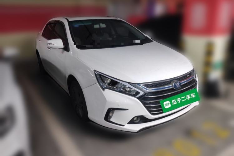 Used BYD Qin New Energy 2018 1.5T Smart Connect Premium Model Front Right 45 Deg