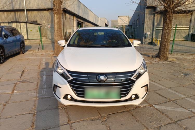 Used BYD Qin New Energy 2018 Qin EV450 Smart Connect Prestige Model Front