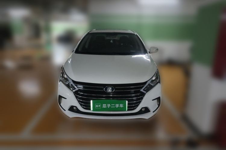 Used BYD Qin New Energy 2018 Qin EV450 Smart Connect Prestige Model Front