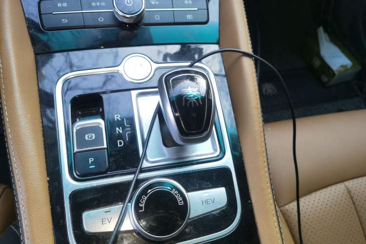 Used BYD Qin New Energy 2018 1.5T Smart Connect Premium Model Gear Lever