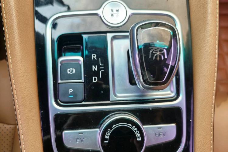 Used BYD Qin New Energy 2018 1.5T Smart Connect Premium Model Gear Lever
