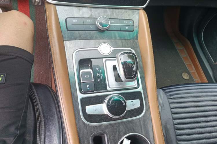 Used BYD Qin New Energy 2018 1.5T Smart Connect Premium Model Gear Lever