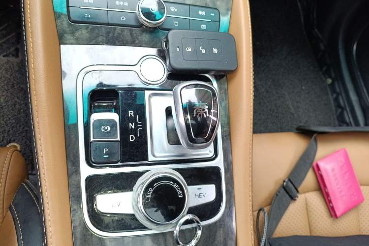 Used BYD Qin New Energy 2018 1.5T Smart Connect Premium Model Gear Lever