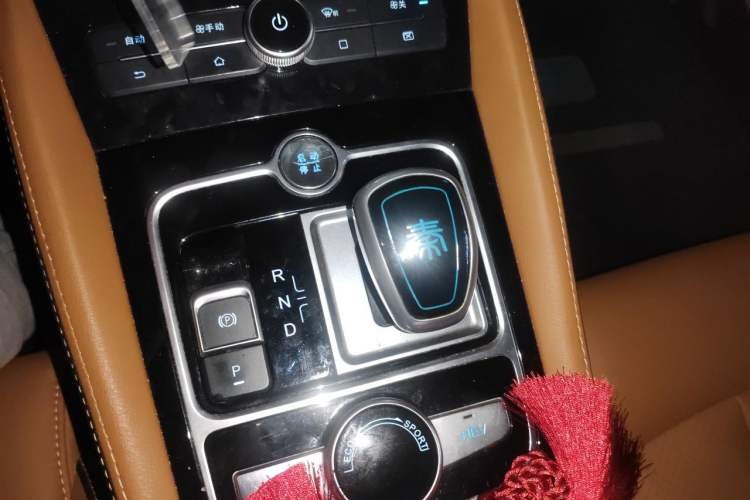 Used BYD Qin New Energy 2018 1.5T Smart Connect Premium Model Gear Lever