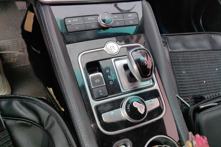 Used BYD Qin New Energy 2018 1.5T Smart Connect Elite Model Gear Lever