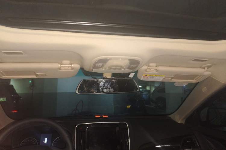 Used BYD Qin New Energy 2018 1.5T Smart Connect Premium Model Headliner