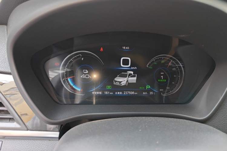 Used BYD Qin New Energy 2018 Qin EV450 Smart Connect Prestige Model Instrument Cluster