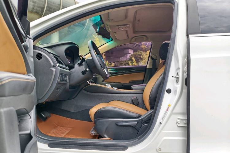 Used BYD Qin New Energy 2018 1.5T Smart Connect Premium Model Interior 3