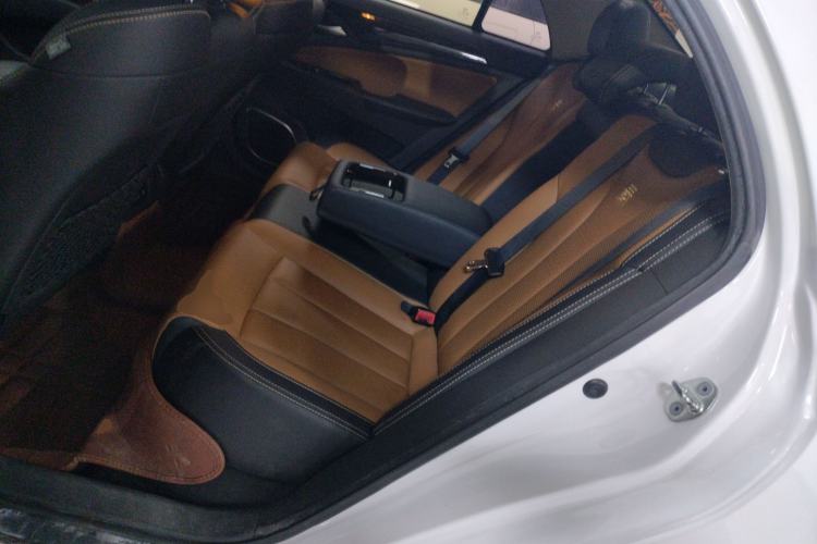 Used BYD Qin New Energy 2018 Qin EV450 Smart Connect Prestige Model Interior 4