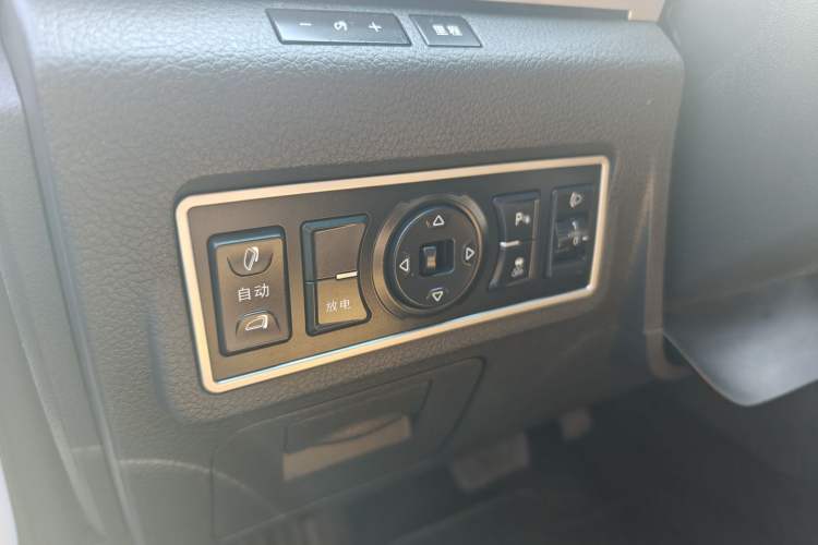 Used BYD Qin New Energy 2018 Qin EV450 Smart Connect Prestige Model Interior 7