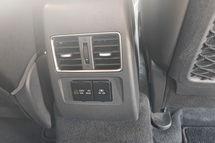 Used BYD Qin New Energy 2018 Qin EV450 Smart Connect Prestige Model Interior 8