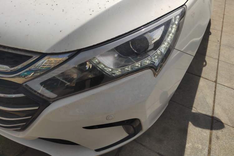 Used BYD Qin New Energy 2018 1.5T Smart Connect Premium Model Left Front Headlight