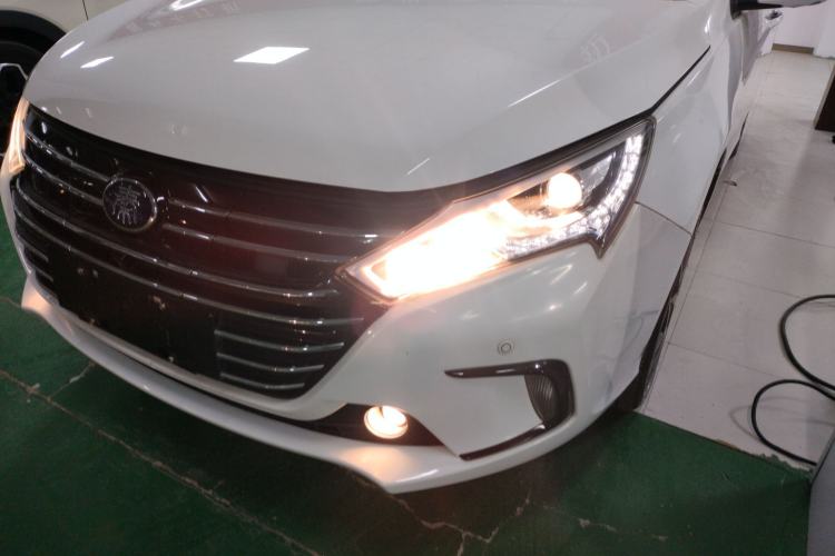 Used BYD Qin New Energy 2018 Qin EV450 Smart Connect Prestige Model Left Front Headlight