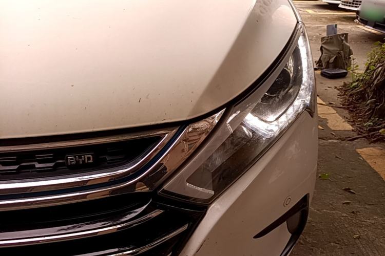 Used BYD Qin New Energy 2018 1.5T Smart Connect Premium Model Left Front Headlight