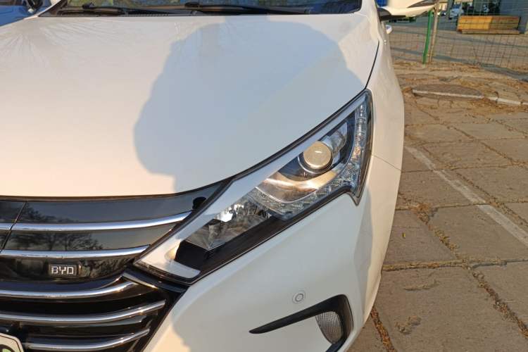 Used BYD Qin New Energy 2018 Qin EV450 Smart Connect Prestige Model Left Front Headlight