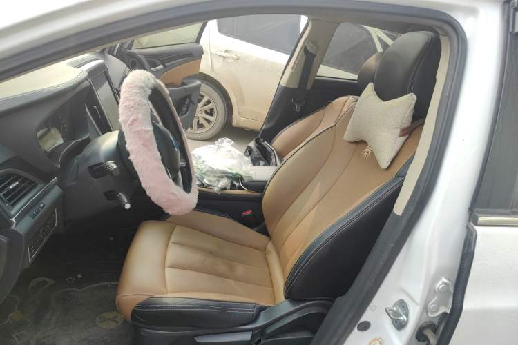 Used BYD Qin New Energy 2018 1.5T Smart Connect Premium Model Left Front Seat