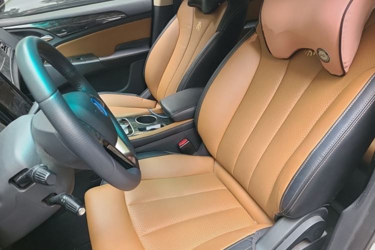 Used BYD Qin New Energy 2018 1.5T Smart Connect Premium Model Left Front Seat