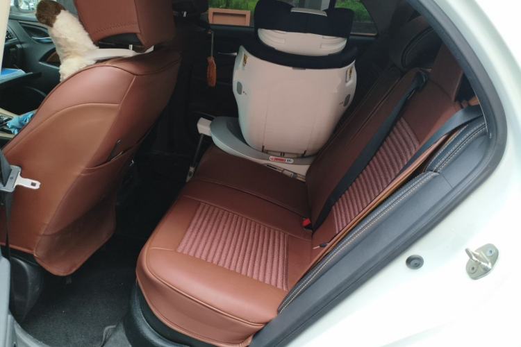Used BYD Qin New Energy 2018 Qin EV450 Smart Connect Prestige Model Left Rear Seat