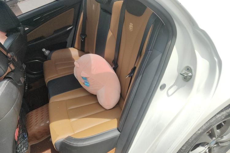 Used BYD Qin New Energy 2018 1.5T Smart Connect Premium Model Left Rear Seat