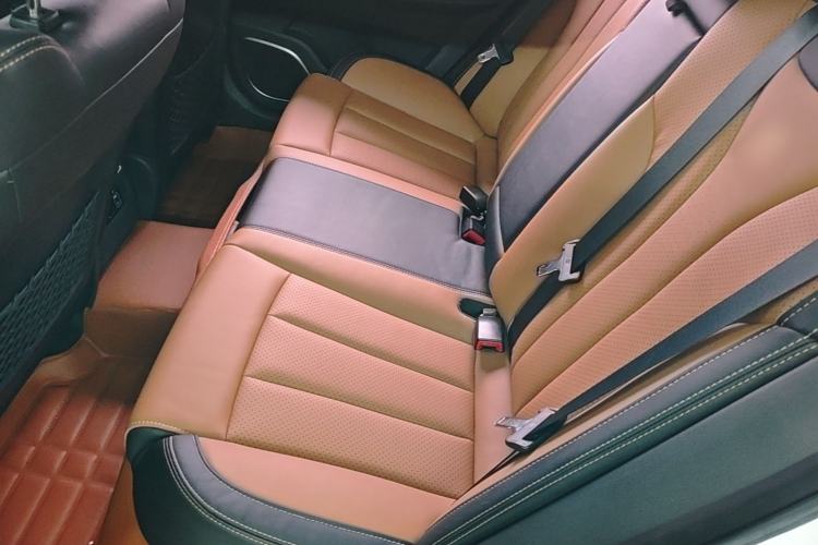 Used BYD Qin New Energy 2018 1.5T Smart Connect Premium Model Left Rear Seat