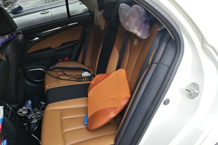 Used BYD Qin New Energy 2018 1.5T Smart Connect Premium Model Left Rear Seat