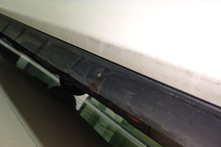 Used BYD Qin New Energy 2018 1.5T Smart Connect Premium Model Left Side Sill