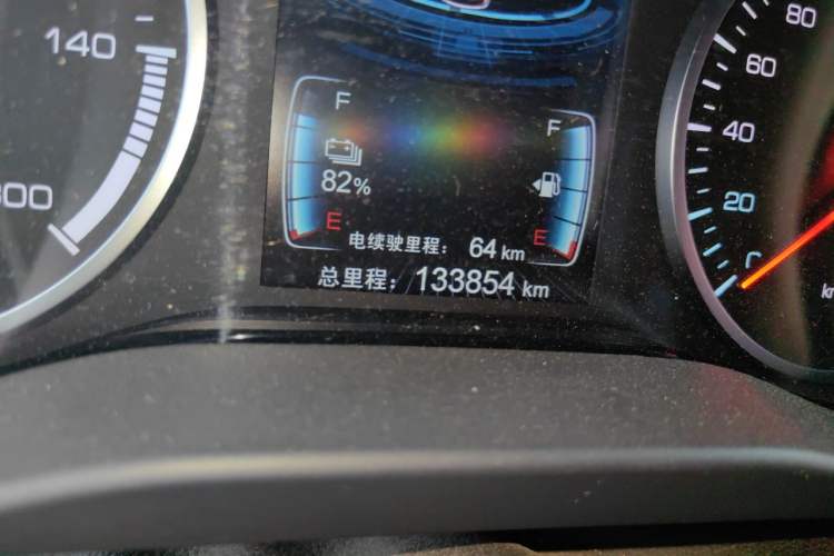 Used BYD Qin New Energy 2018 1.5T Smart Connect Elite Model Odometer Close Up