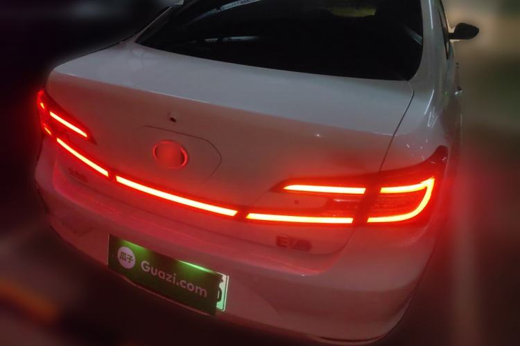 Used BYD Qin New Energy 2018 Qin EV450 Smart Connect Prestige Model Rear