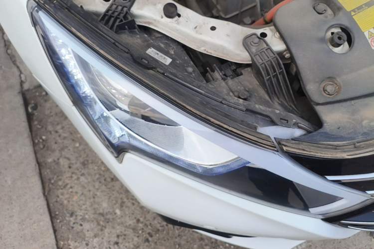 Used BYD Qin New Energy 2018 Qin EV450 Smart Connect Prestige Model Right Front Headlight