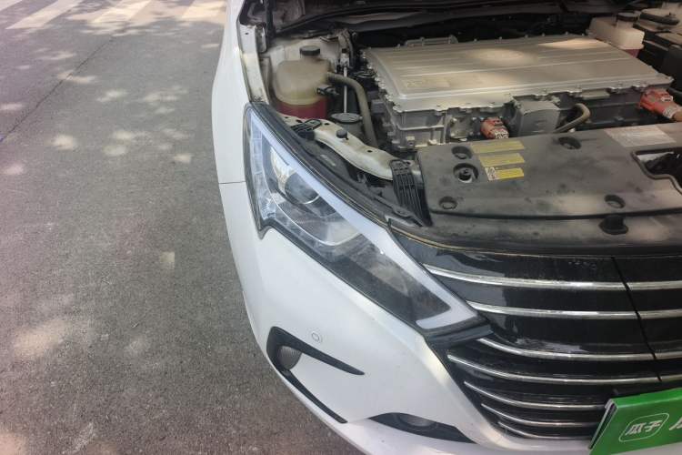 Used BYD Qin New Energy 2018 Qin EV450 Smart Connect Prestige Model Right Front Headlight