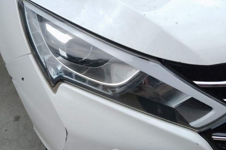 Used BYD Qin New Energy 2018 Qin EV450 Smart Connect Prestige Model Right Front Headlight