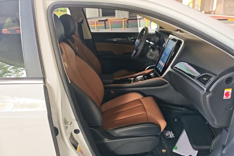 Used BYD Qin New Energy 2018 Qin EV450 Smart Connect Prestige Model Right Front Seat