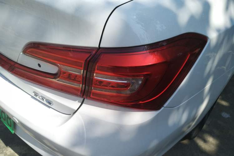 Used BYD Qin New Energy 2018 1.5T Smart Connect Premium Model Right Rear Taillight