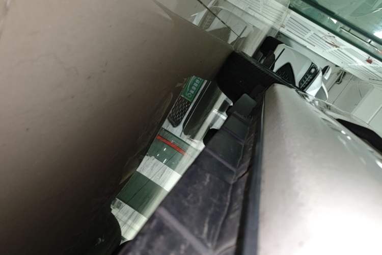 Used BYD Qin New Energy 2018 1.5T Smart Connect Premium Model Right Side Sill