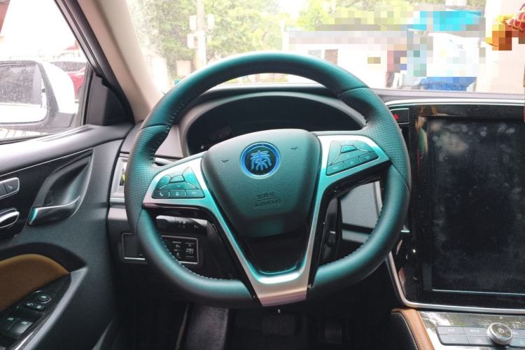 Used BYD Qin New Energy 2018 Qin EV450 Smart Connect Prestige Model Steering Wheel
