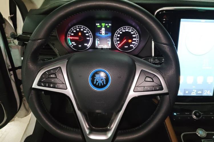 Used BYD Qin New Energy 2018 1.5T Smart Connect Premium Model Steering Wheel