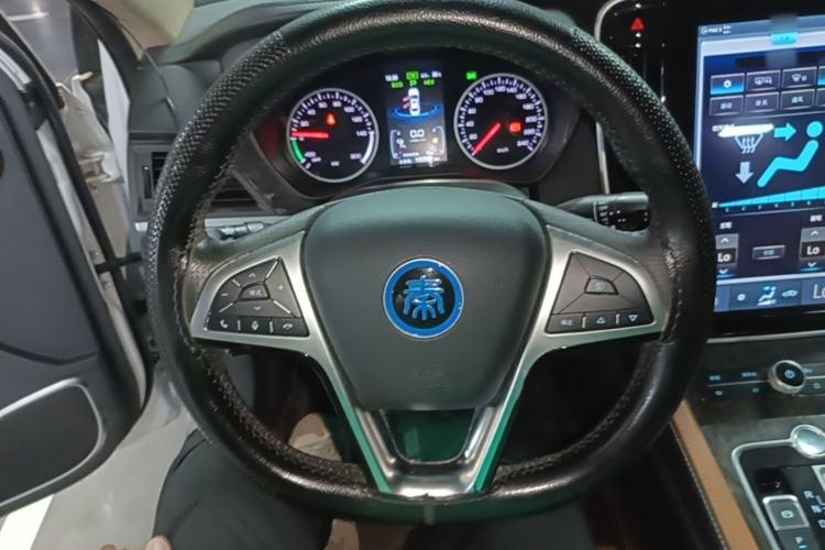 Used BYD Qin New Energy 2018 1.5T Smart Connect Premium Model Steering Wheel