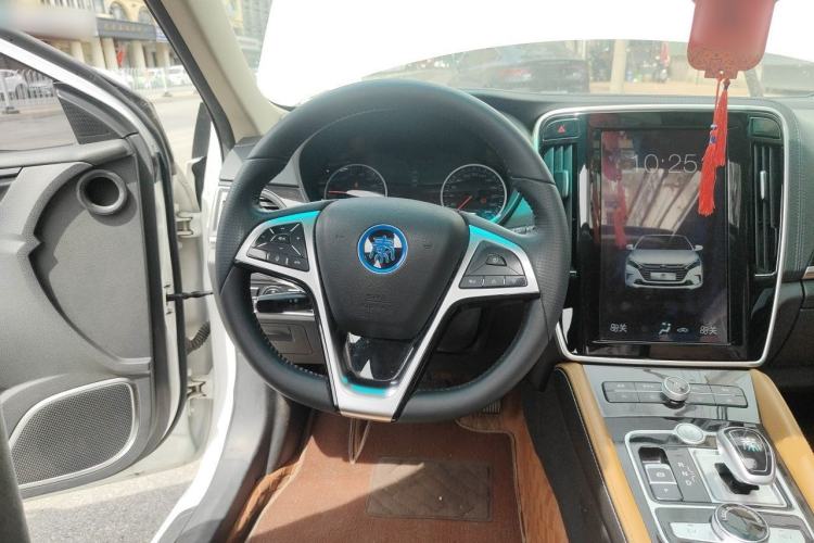 Used BYD Qin New Energy 2018 1.5T Smart Connect Premium Model Steering Wheel