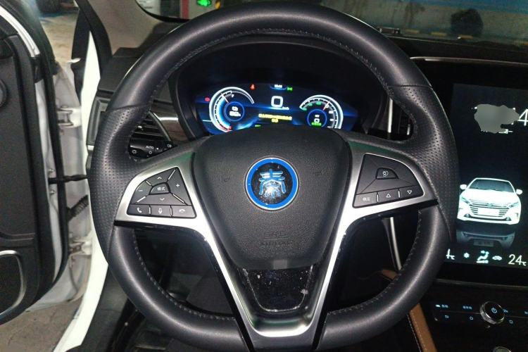 Used BYD Qin New Energy 2018 Qin EV450 Smart Connect Prestige Model Steering Wheel