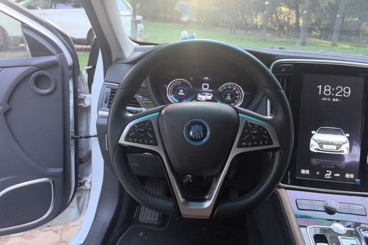 Used BYD Qin New Energy 2018 Qin EV450 Smart Connect Prestige Model Steering Wheel