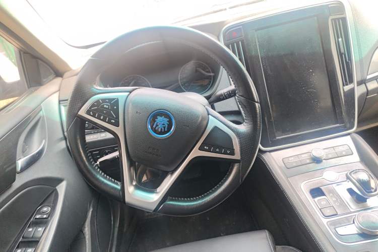 Used BYD Qin New Energy 2018 1.5T Smart Connect Elite Model Steering Wheel