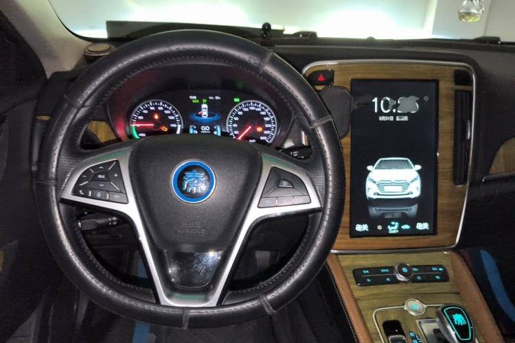 Used BYD Qin New Energy 2018 1.5T Smart Connect Premium Model Steering Wheel